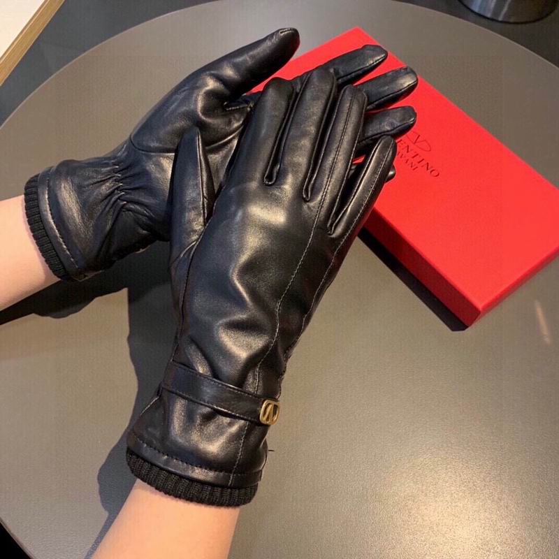 Valentino gloves hm06